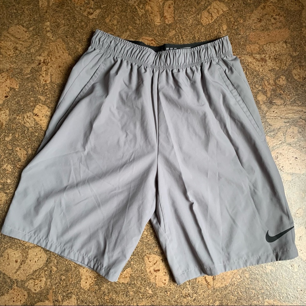 MENS NIKE SHORTS